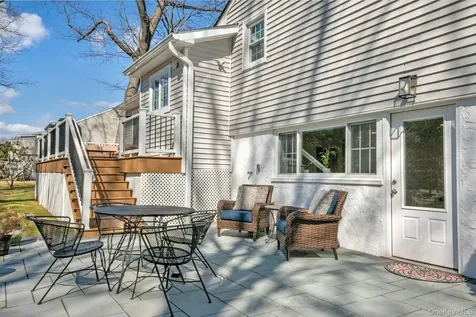 88 Marion Drive New Rochelle NY 10804
