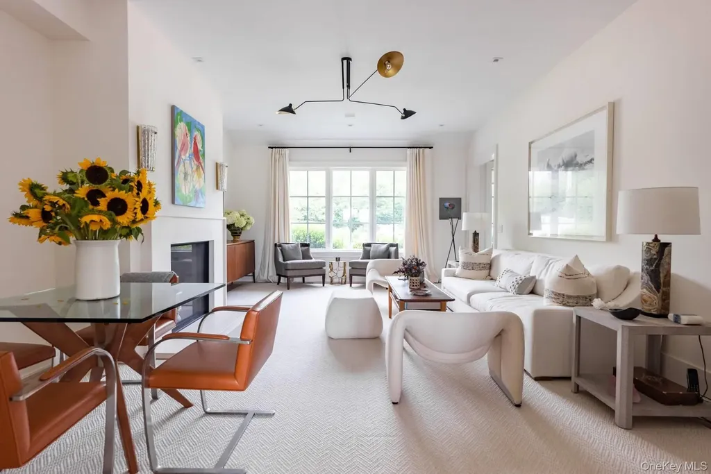 571 Pauls Lane Bridgehampton NY 11932
