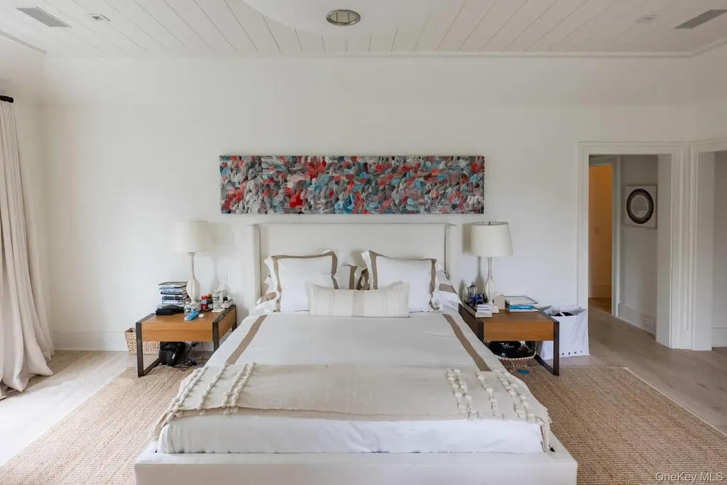 571 Pauls Lane Bridgehampton NY 11932