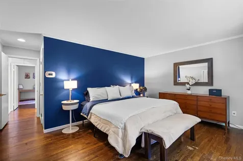 40 Penny Lane Scarsdale NY 10583