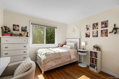 40 Penny Lane Scarsdale NY 10583
