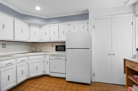 40 Penny Lane Scarsdale NY 10583