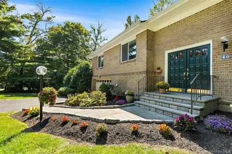 40 Penny Lane Scarsdale NY 10583