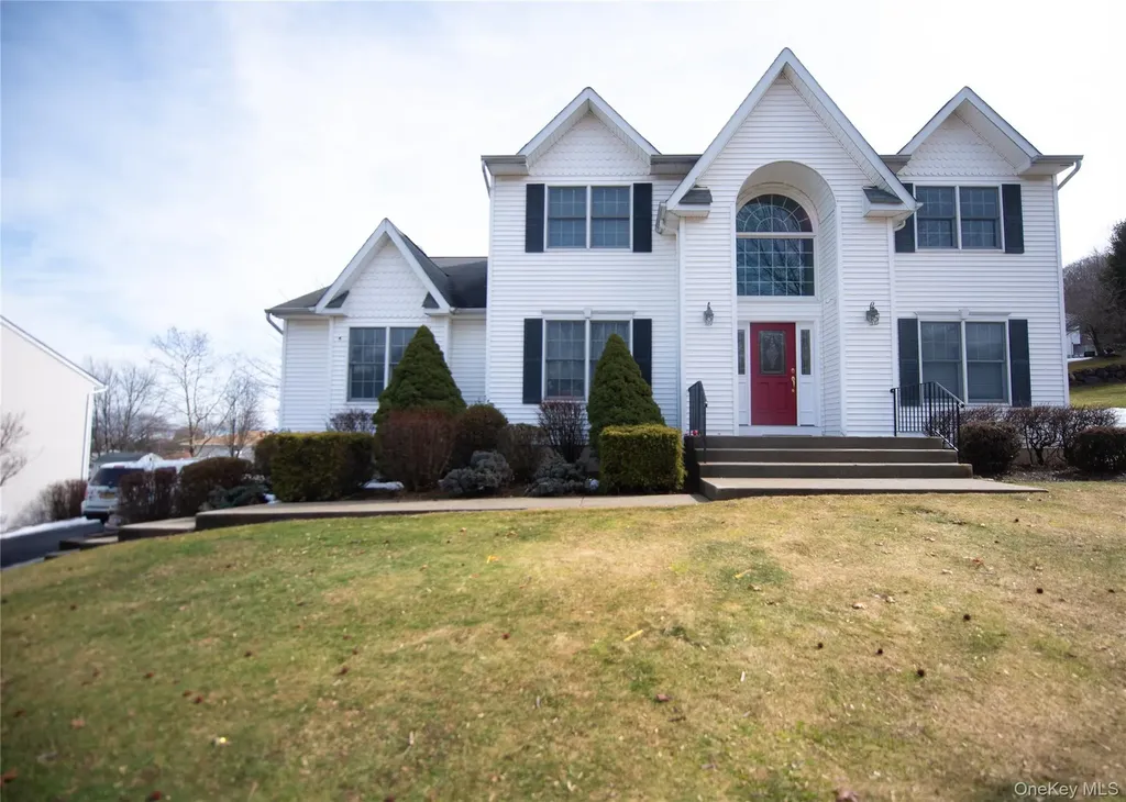 17 Oakley Boulevard Garnerville NY 10923