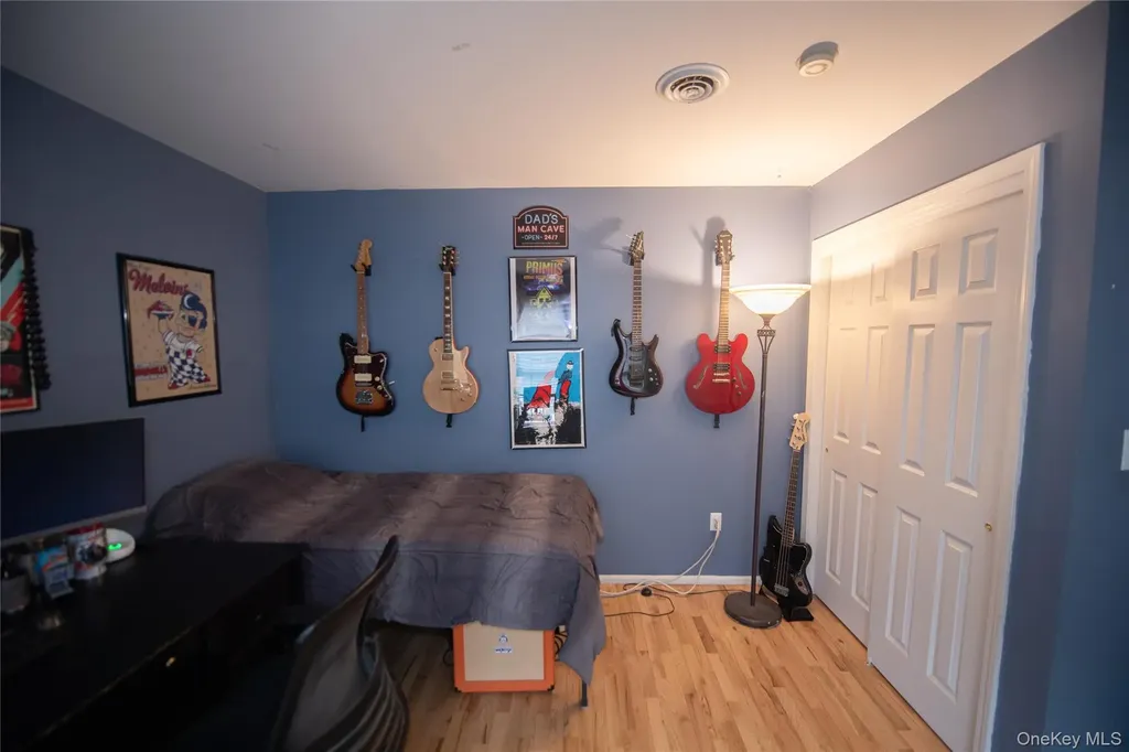 17 Oakley Boulevard Garnerville NY 10923