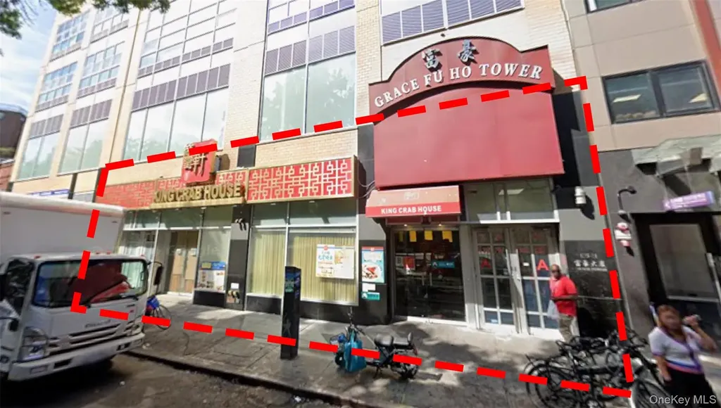 135-11 40th Road Flushing NY 11354
