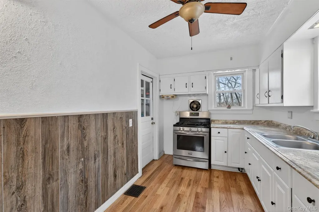 29 Lafayette Avenue Middletown NY 10940
