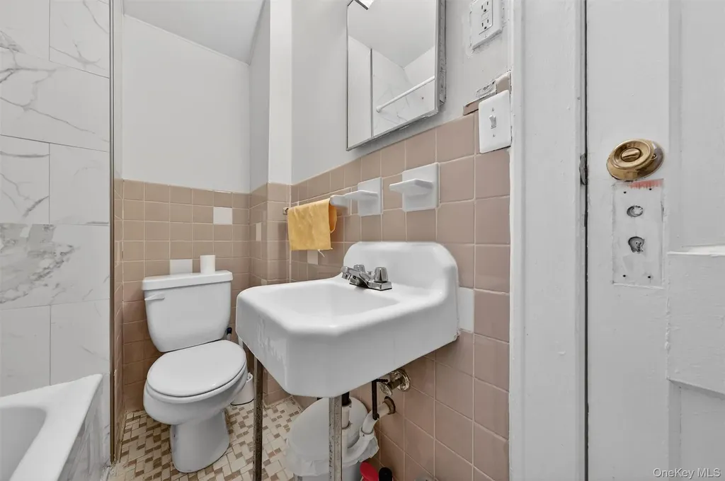 29 Lafayette Avenue Middletown NY 10940