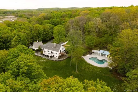 1046 Bulls Head Road Clinton Corners NY 12514