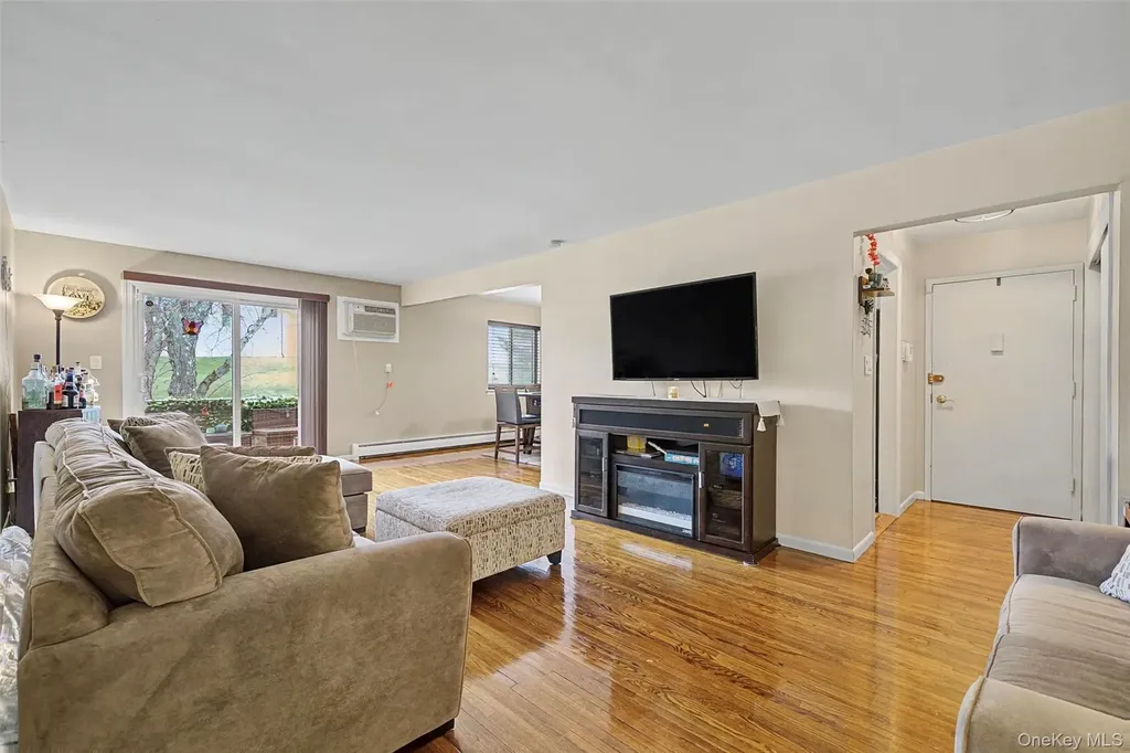 14 Charles Lane Pomona NY 10970