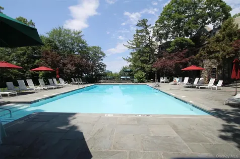 5 Elizabeth Court Briarcliff Manor NY 10510