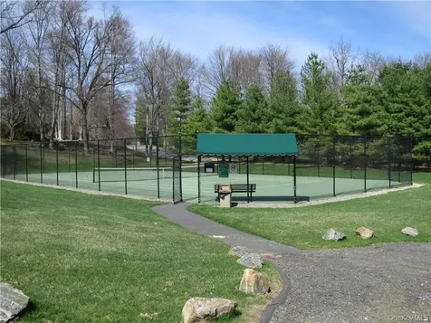 5 Elizabeth Court Briarcliff Manor NY 10510