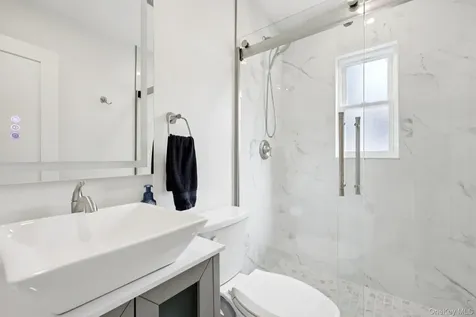 1361 Kew Avenue Hewlett NY 11557