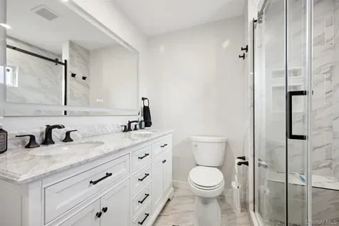 1361 Kew Avenue Hewlett NY 11557