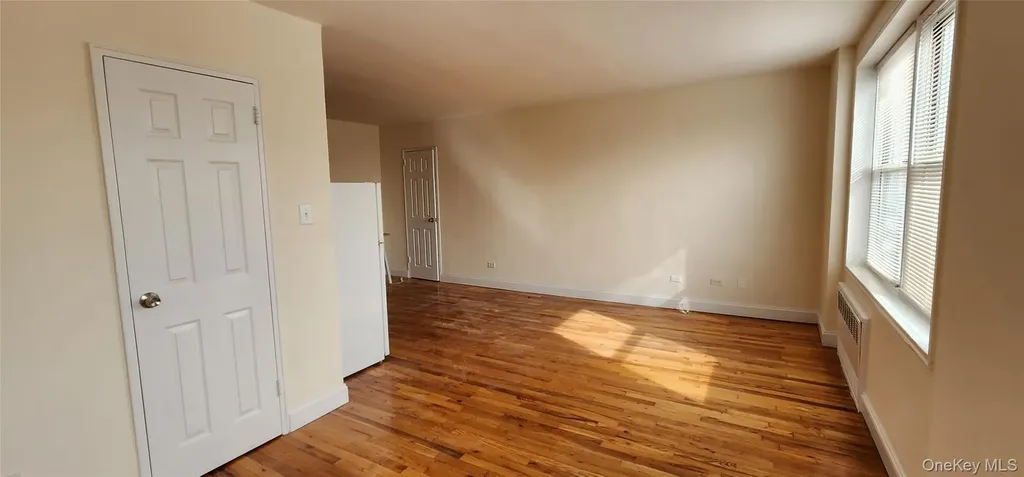 222-89 Braddock Avenue Bellerose NY 11428