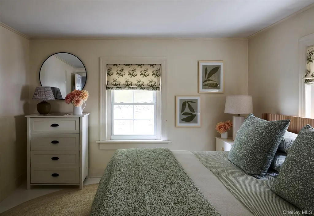 11 Sutton Road Millbrook NY 12545
