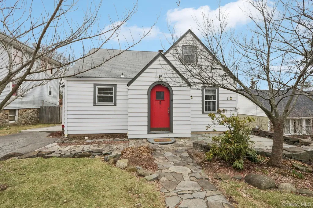 4 Hall Avenue Nyack NY 10960