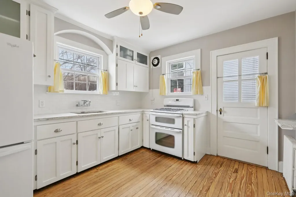 4 Hall Avenue Nyack NY 10960