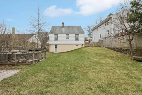 4 Hall Avenue Nyack NY 10960
