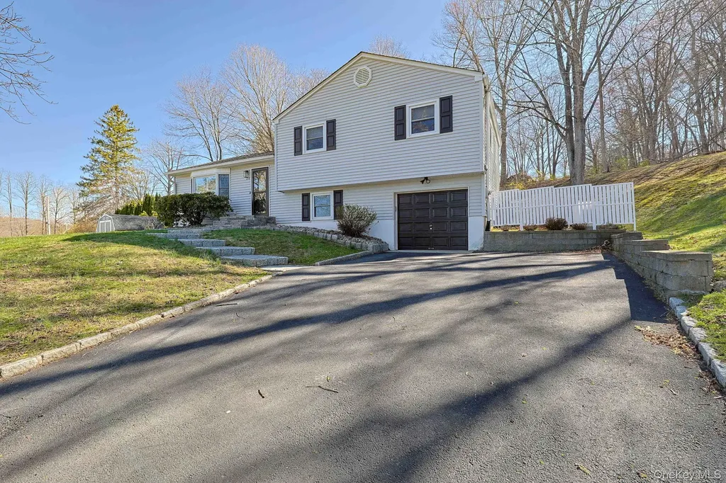 210 Varian Road Cortlandt Manor NY 10567