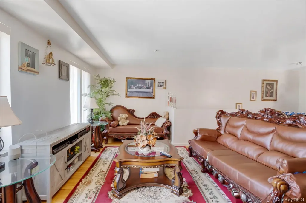 727 E 83rd Street Brooklyn NY 11236
