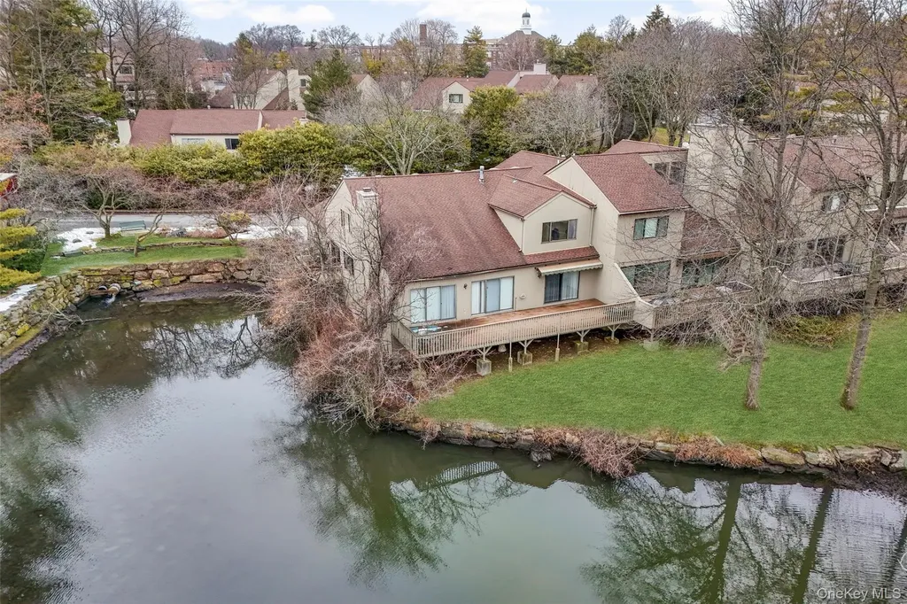 601 Fairway Green Mamaroneck NY 10543