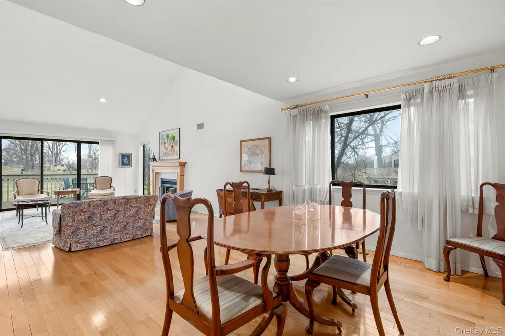 601 Fairway Green Mamaroneck NY 10543