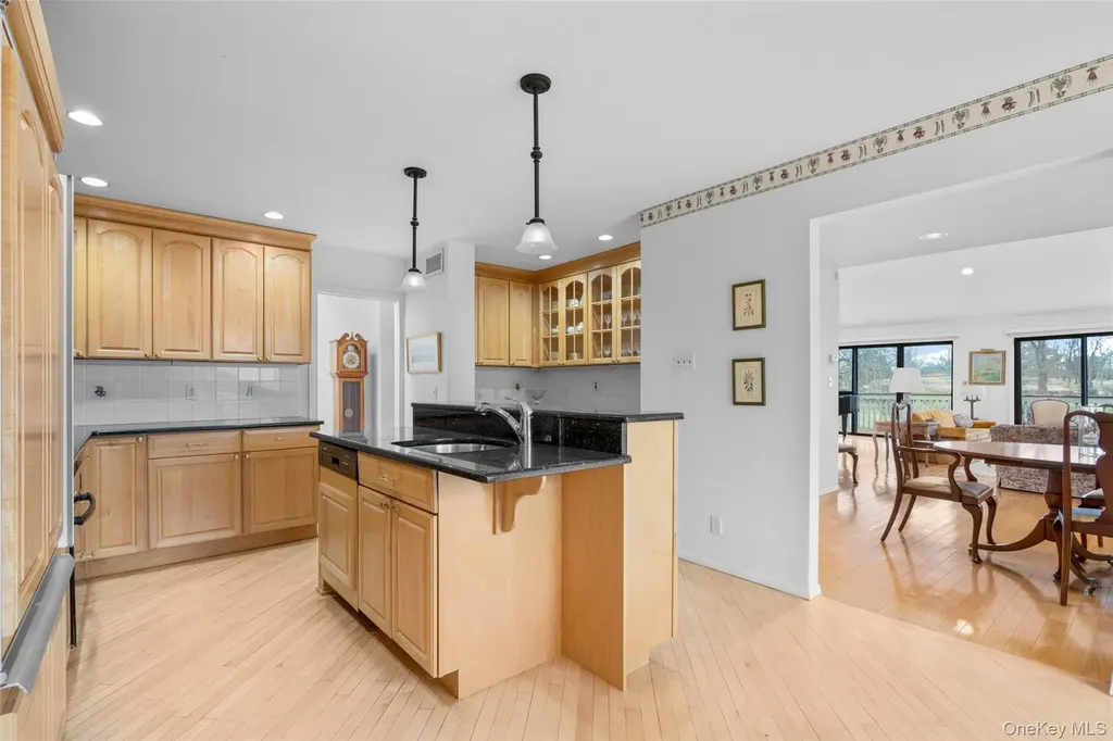 601 Fairway Green Mamaroneck NY 10543
