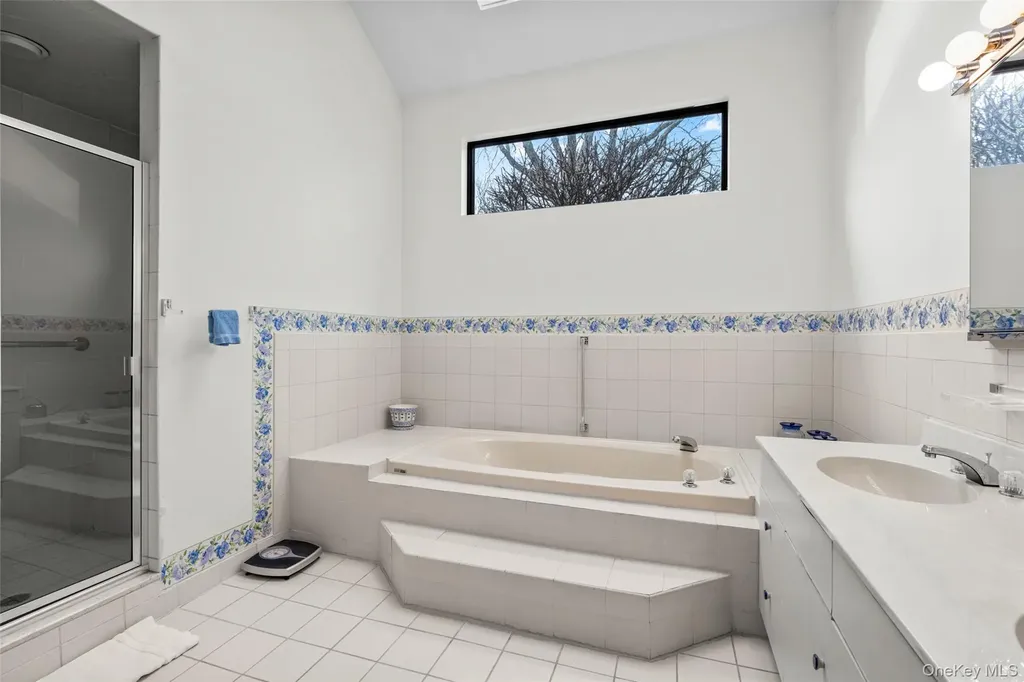 601 Fairway Green Mamaroneck NY 10543