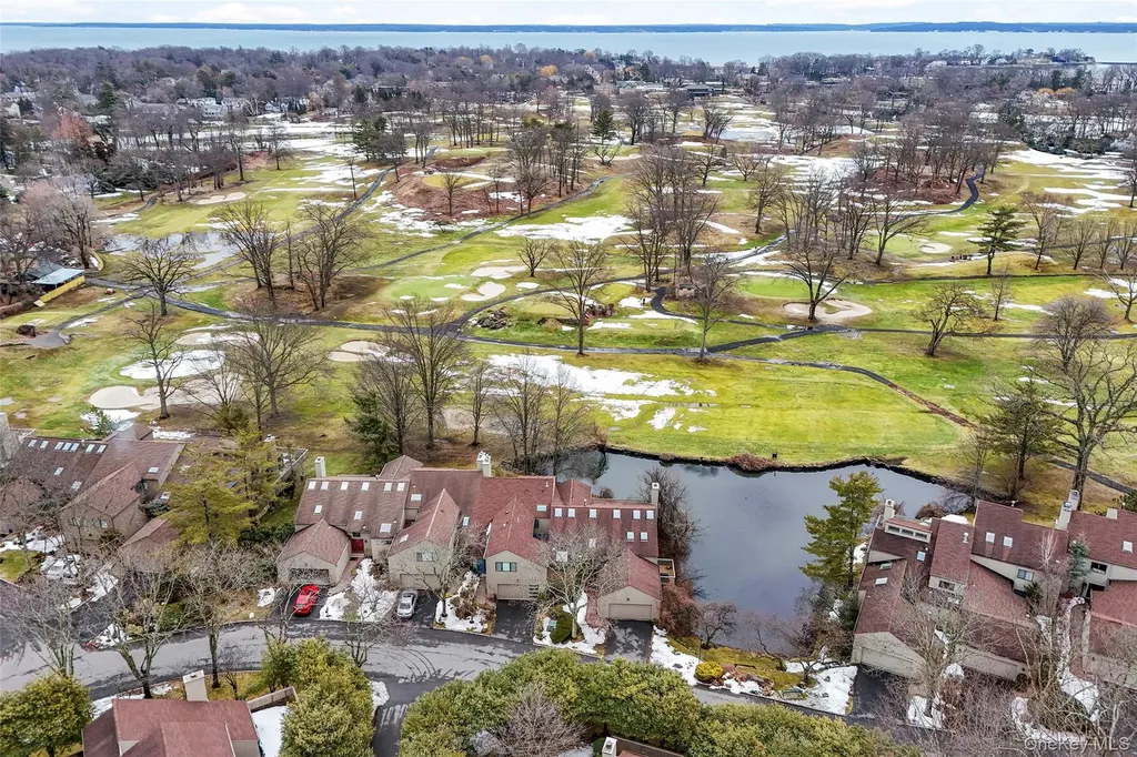 601 Fairway Green Mamaroneck NY 10543