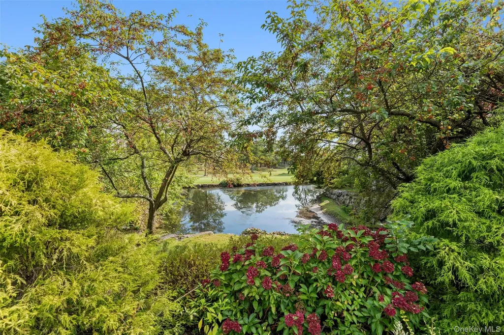 601 Fairway Green Mamaroneck NY 10543