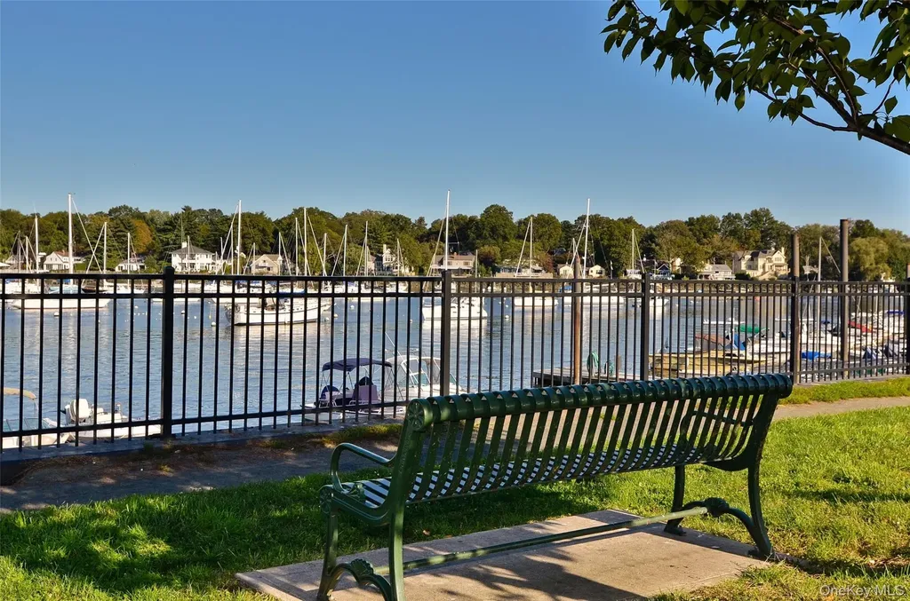 601 Fairway Green Mamaroneck NY 10543