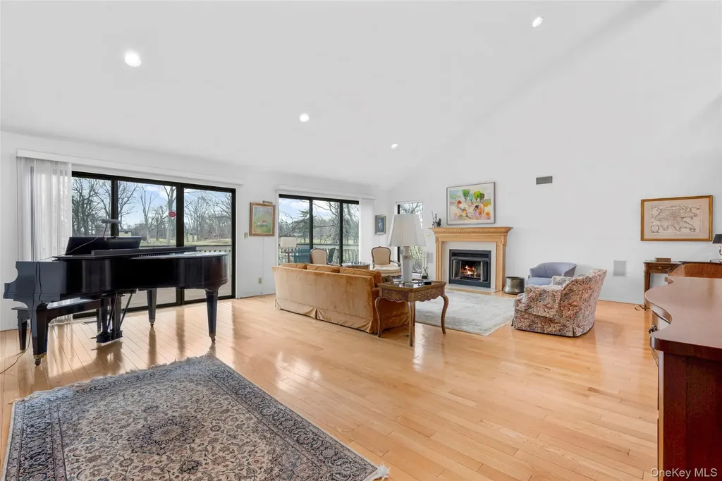 601 Fairway Green Mamaroneck NY 10543