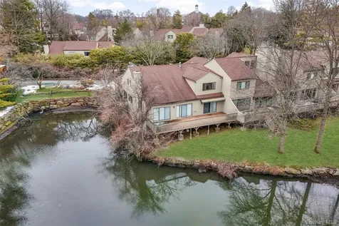 601 Fairway Green Mamaroneck NY 10543