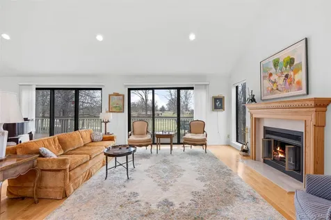 601 Fairway Green Mamaroneck NY 10543