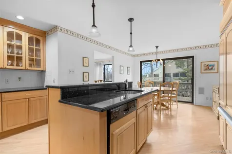 601 Fairway Green Mamaroneck NY 10543