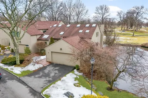 601 Fairway Green Mamaroneck NY 10543