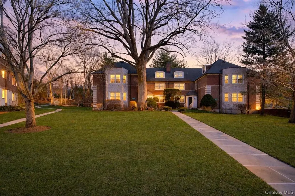 3 Sentry Place Scarsdale NY 10583