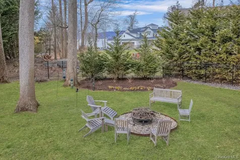 34 Hemlock Drive Sleepy Hollow NY 10591