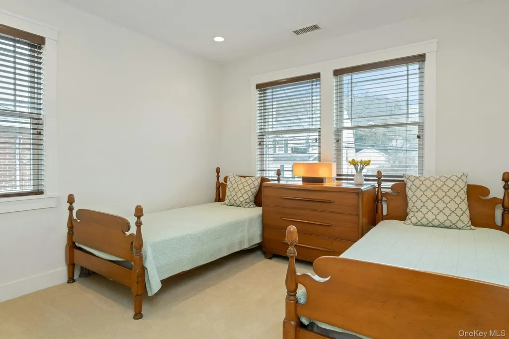 25 Hudson Avenue Irvington NY 10533