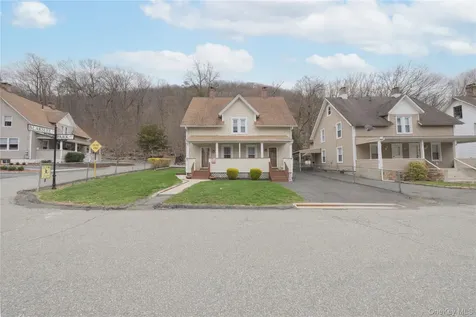10 Park Avenue Hillburn NY 10931