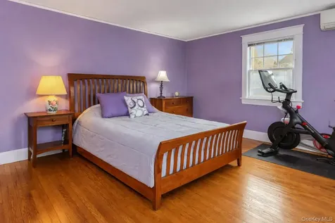 49 Bellewood Avenue Dobbs Ferry NY 10522