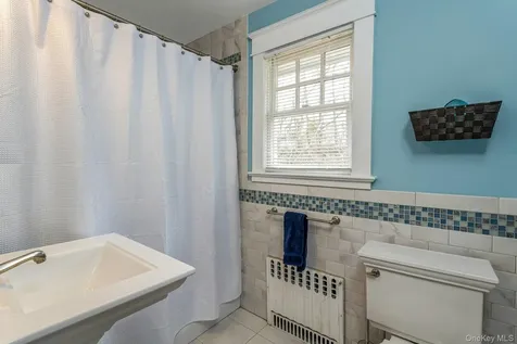 49 Bellewood Avenue Dobbs Ferry NY 10522