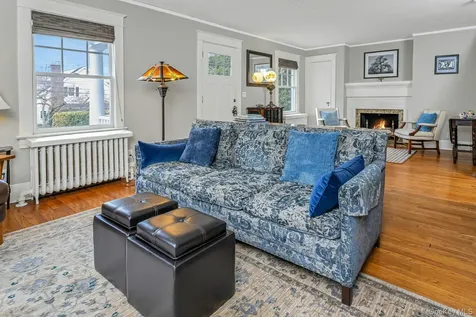 49 Bellewood Avenue Dobbs Ferry NY 10522