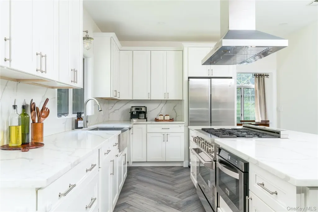 27 Valenza Lane Blauvelt NY 10913