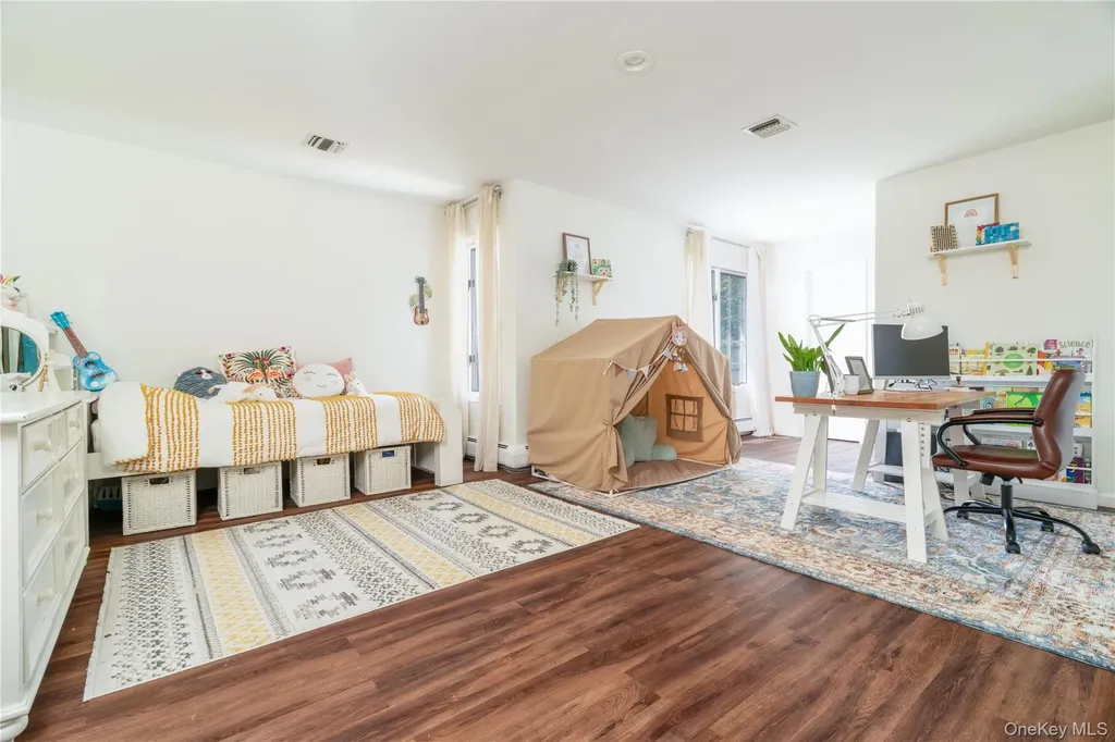 27 Valenza Lane Blauvelt NY 10913