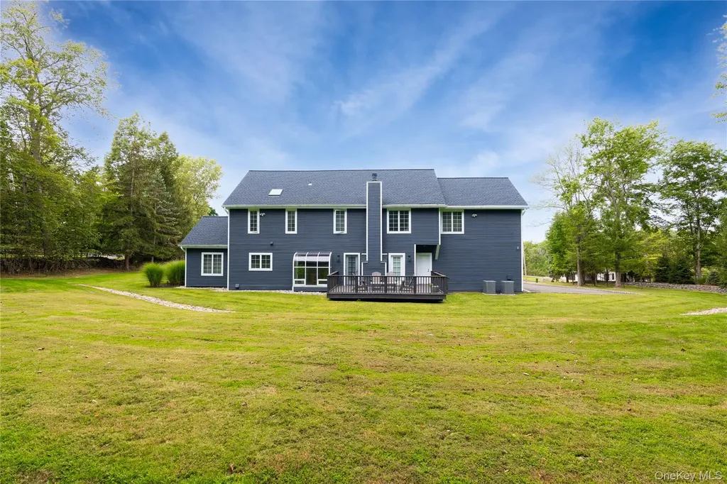 27 Valenza Lane Blauvelt NY 10913