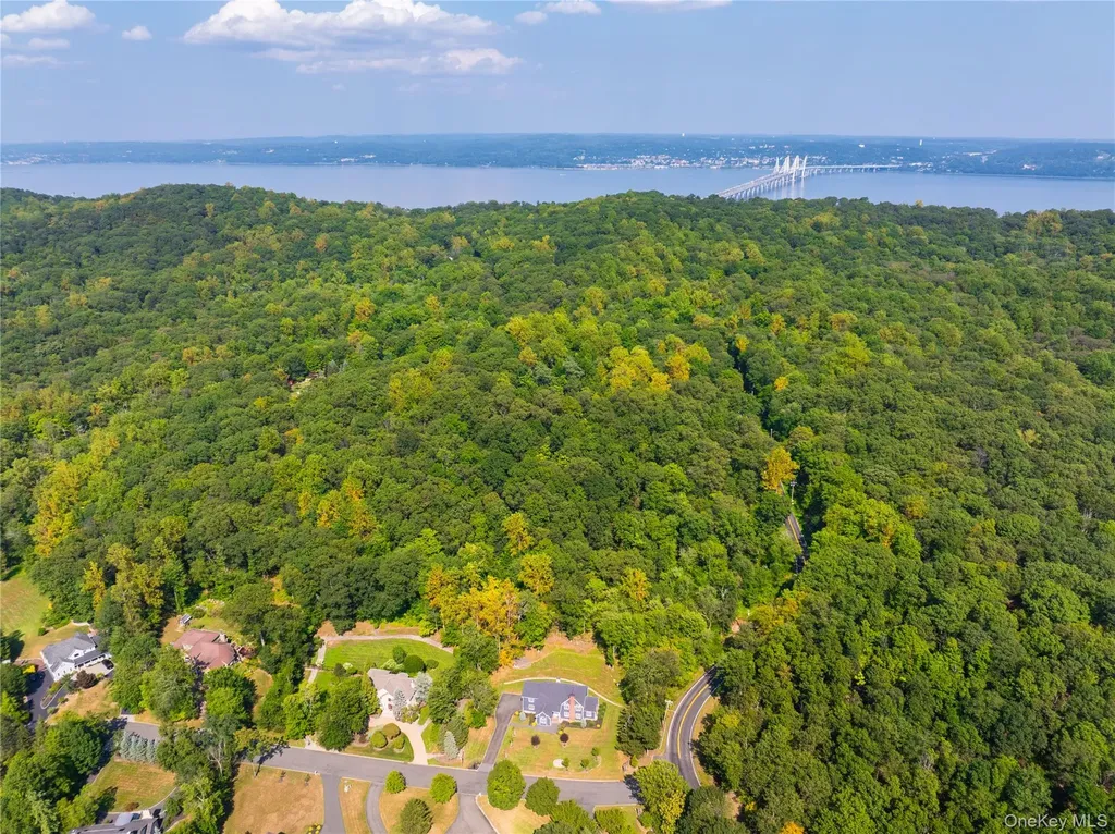 27 Valenza Lane Blauvelt NY 10913