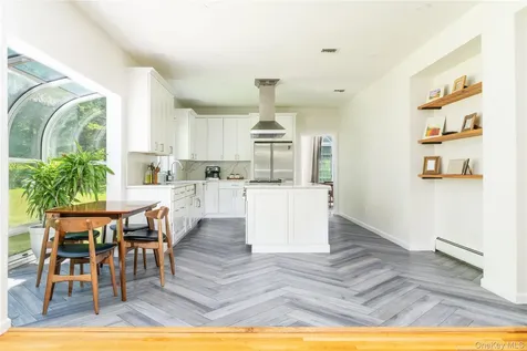 27 Valenza Lane Blauvelt NY 10913