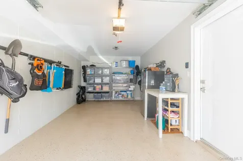 5 Rosebud Lane Babylon NY 11702